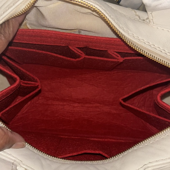 CHANEL MATIERES DIVERSES TOTE - Picture 4 of 10